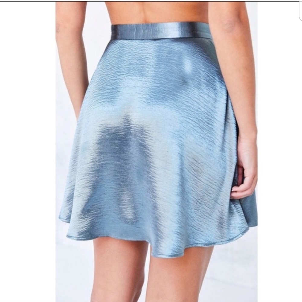 Silence + Noise Satin Mini Skirt NWOT - Picture 2 of 6